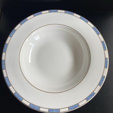 Royal Bone China Bodenteller