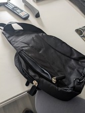 Seitentaschen Und Mini Rucksack