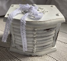 Shabby vintage look Holz Schränkchen mit Untersetzer Upcycling Handarbeit  -570