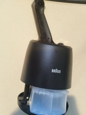 Braun Reinigungsstation für Rasierer S5 S6 S7