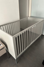 Geuther Babybett Levi 70x140 in Grau mit Umbauseiten