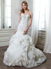 3 Aurora von Maggie Sottero |