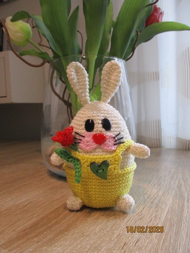 Amigurumi frühlingshäschen - amigurumi,
