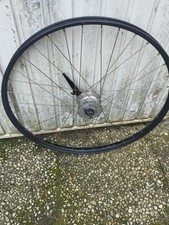 28er(635) schwarzes Holland  Vorderrad mit Trommelbremse und Nabendynamo!