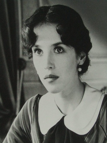 Isabelle adjani kövesdi - kövesdi, promo