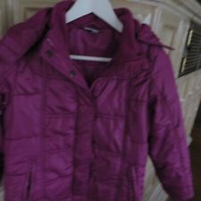 Mädchen alive Winter- Steppmantel-Jacke Kapuze Bordeaux weinrot Gr. 140 wie neu