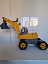 Lena Starke Riesen Bagger -