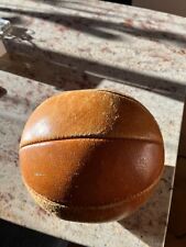 ca 1955 1960 VINTAGE DDR Medizinball  Turnen Turnhalle Sport  Cognac Leder