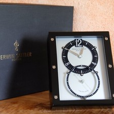 Erwin Sattler Tischuhr Time Balance schwarz Holz Edelstahl Funkuhr