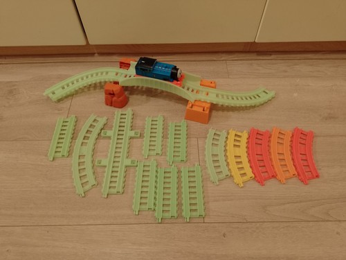 Hyperglow thomas train - train, and