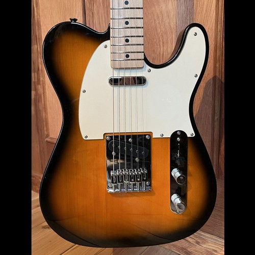 Squier fender affinity - by,