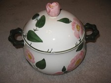 V & B, Wildrose Terrine   sehr