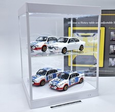 Plexiglasvitrine mit