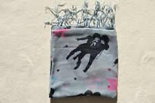 Hals Tuch Schal 1m x1m mit Fransen grau von Disney neuwertig 