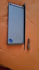 DDR Fotoschneider / Hebelschere " Flosko ", Griff ist locker, schneidet okay