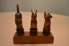 Vintage Holzschnitzkunst