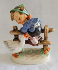 Hummel / Goebel Figur - Angsthase - 195/2/0 - H. 10 cm    (K62/a/1)