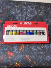 Lukas Cryl Studio Künstler