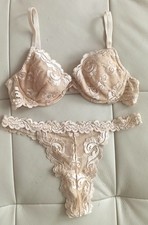 DamenSet: BH gr 75 B String Slip Gr.M beige