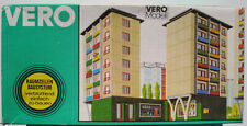 VERO Wohnhausgruppe Spur H0 / TT DDR Eisenbahn Bausatz Plattenbau Hochhaus