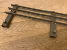 Alte Blecheisenbahn Spur 0 - Stromzuführung