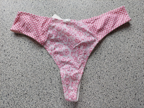 String tanga 42 neu - gr., 40/42