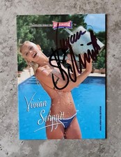 Vivian schmitt autogramm - vivian,