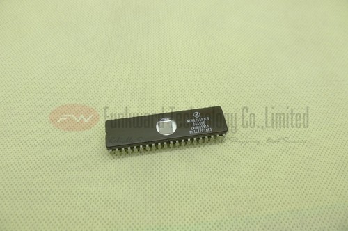 Motorola mc68705r3cs bit - mc68705r3cs, 8-bit