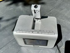 Radio Wecker mit Projektion der Uhrzeit an die Wand /Decke