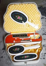 DDR Reise Nessesaire Kulturtasche Kosmetik ,Spiegel Haarbürste ,Maniküre in OVP