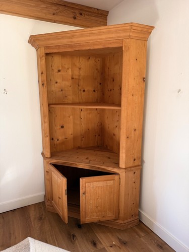 Rustikaler eckschrank mit - eckschrank,