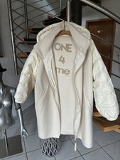 Grace One 4 Me Mantel Größe L Offwhite