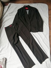 "Personal Affairs" Anzug