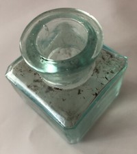 Antikes Tintenfass aus Glas