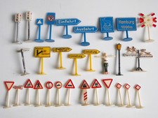 KONVOLUT SIKU PLASTIK ALTE