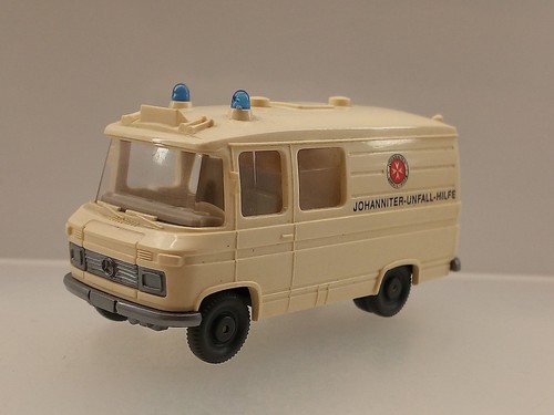 Mercedes 508d krankenwagen - ⛔mercedes,
