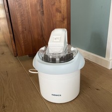 Nemox Eismaschine + Rezeptheft + Wenig genutzt