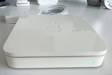 Apple Airport Extreme A1354 300 Mbps 3-Port 1000 Mbps WiFi-Router (MC340LL/A)