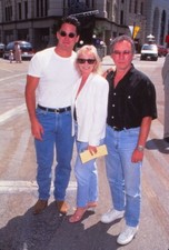 Dia Dean Cain mit seinen Eltern 1995 KB-format Fotograf P8-23-4-3