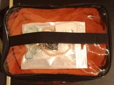 Set Damenkosmetik mit Handtuch und Aufbewahrungsbox