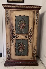 Handbemalter Bauernschrank