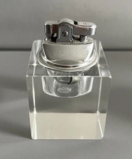 Tisch Feuerzeug Glas ( Kristall ? ) Würfel Cube Briefbeschwerer Quadrat