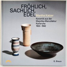 Fröhlich, sachlich, edel