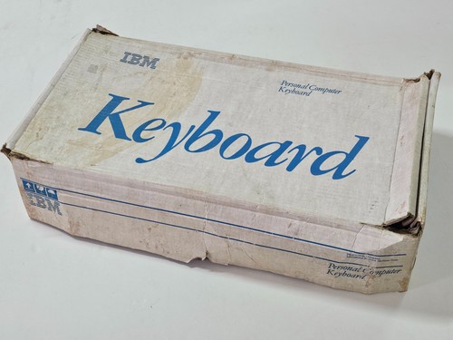 Ibm model leer - model, leer-karton