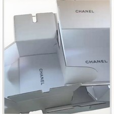 Chanel Weiß Versandbox