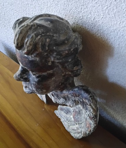 Sehr seltener geschnitzter