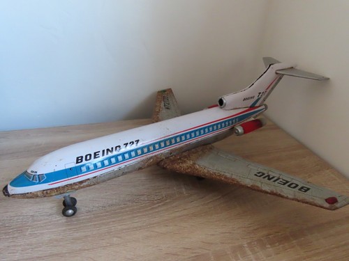 Vintage boeing 727 - vintage,