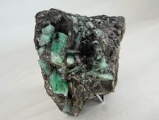  Üppig bestückte Smaragd Kristall Stufe, ca.: 609g