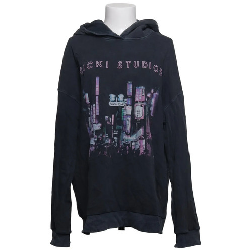 Nicki studios gina - nicki,
