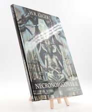 H. R. Giger: Necronomicon I & II (2006) ISBN: 978-3899965391 3899965396